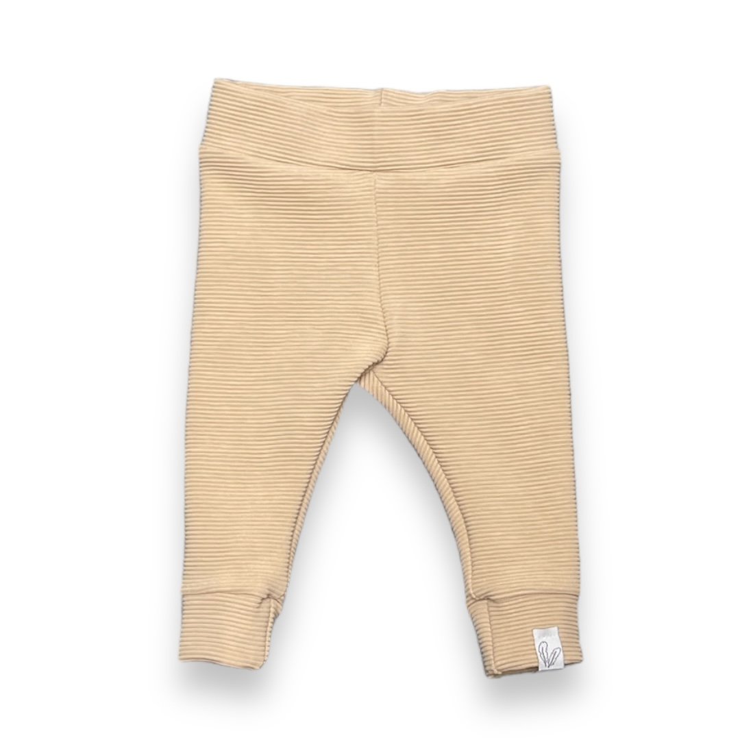 Newborn broekje rib sand - Baby Winkel Online